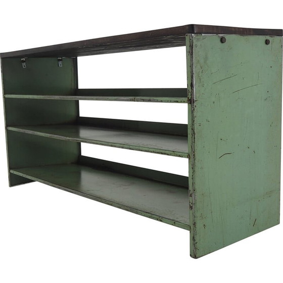 Image 1 of Etagères basses industrielles vintage, 1960
