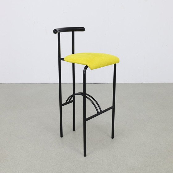 Image 1 of 4X Tabouret de bar postmoderne dans le style de Memphis, 1980S