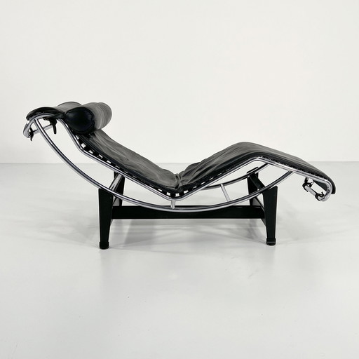 Chaise longue Lc4 noire de Le Corbusier pour Cassina, 1970S