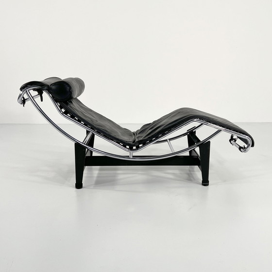 Image 1 of Chaise longue Lc4 noire de Le Corbusier pour Cassina, 1970S