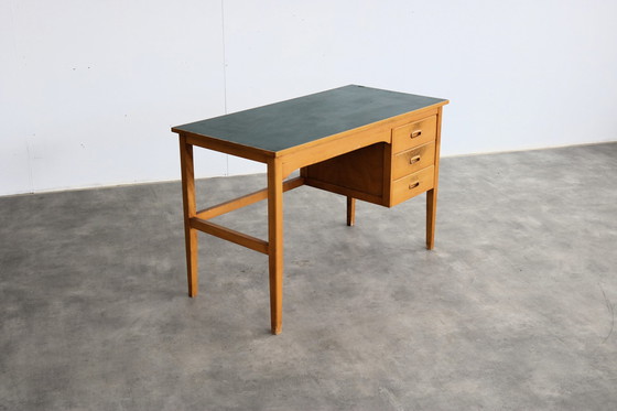 Image 1 of Bureau suédois vintage