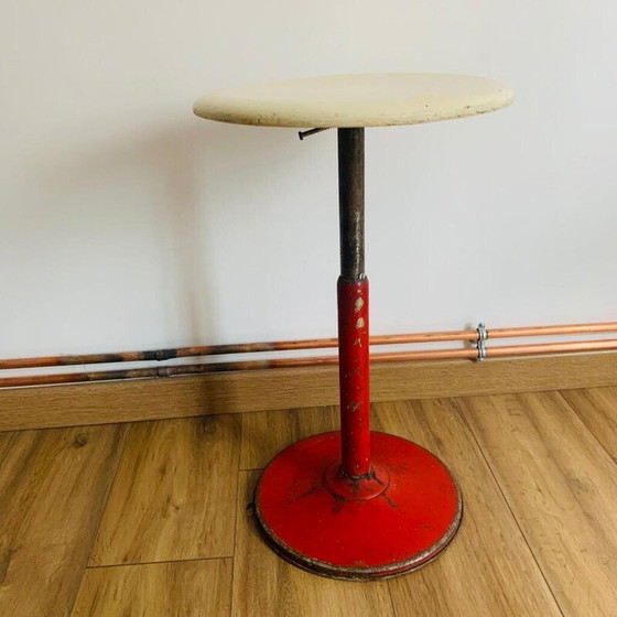 Image 1 of Tabouret industriel vintage en métal rouge et bois pour Mirima, 1970
