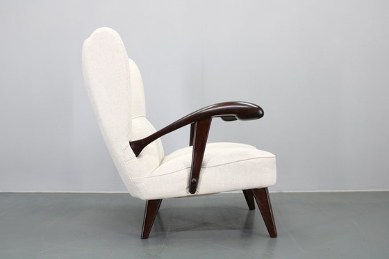 Image 1 of Chaise à oreilles restaurée des années 1950, Tchécoslovaquie
