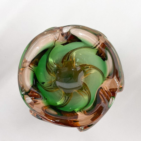 Image 1 of Cendrier vintage en verre par Josef Hospodka pour Chribska Glassworks, Tchécoslovaquie 1960