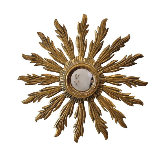 Image 1 of Miroir convexe vintage avec un cadre en bois sculpté et doré en forme de soleil, France 1930