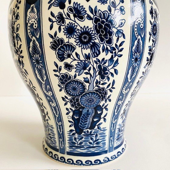 Image 1 of Vase à couvercle bleu de Delft Boch Mid Century