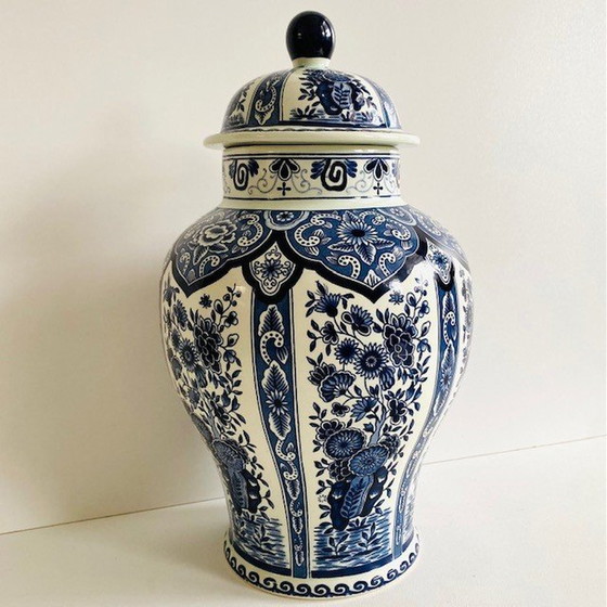 Image 1 of Vase à couvercle bleu de Delft Boch Mid Century