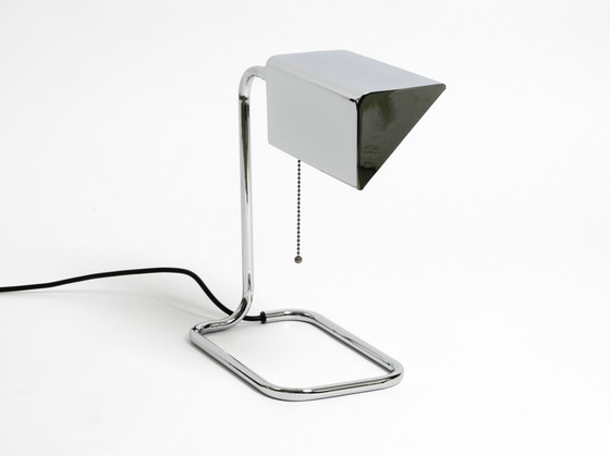 Image 1 of Grande lampe de table chromée originale des années 1980 par Florian Schulz