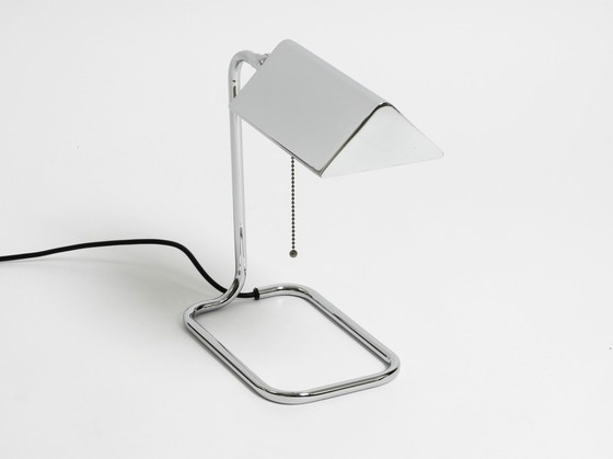 Image 1 of Grande lampe de table chromée originale des années 1980 par Florian Schulz