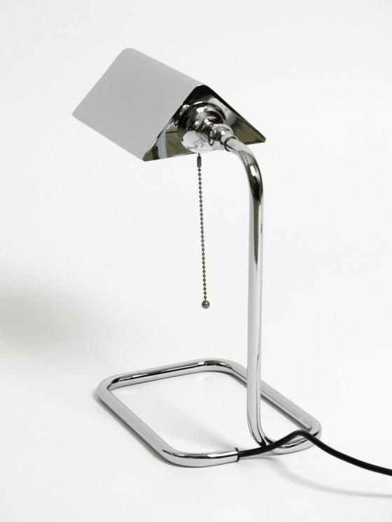 Image 1 of Grande lampe de table chromée originale des années 1980 par Florian Schulz