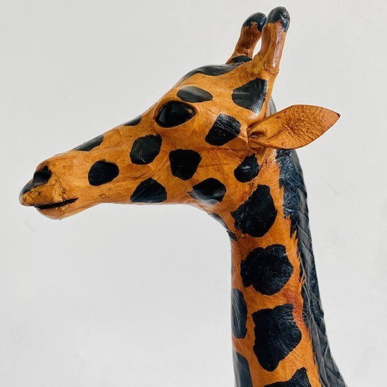 Image 1 of Ensemble girafes en cuir peint à la main Mid Century XL 1970