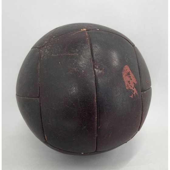Image 1 of Ballon de médecine en cuir, Tchécoslovaquie, années 1930