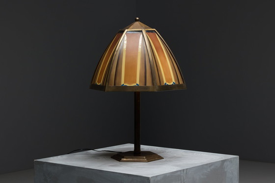 Image 1 of Lampe de table en bronze de l'école d'Amsterdam, Pays-Bas, années 1920