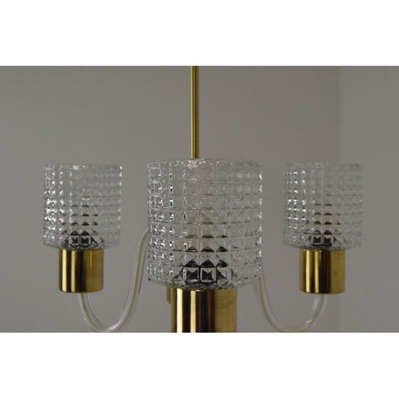 Image 1 of Lustre vintage en verre et laiton par Kamenicky Senov, Tchécoslovaquie 1960