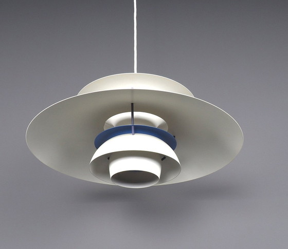 Image 1 of Lampe suspendue Ph5 de Louis Poulsen, blanc, 1970S