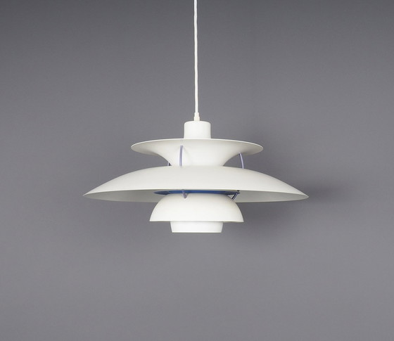 Image 1 of Lampe suspendue Ph5 de Louis Poulsen, blanc, 1970S