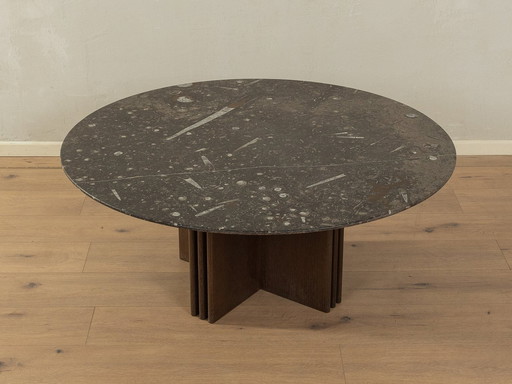 1014 Table basse fossile par Heinz Lilienthal