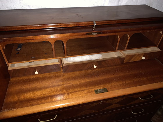 Image 1 of Secretaire