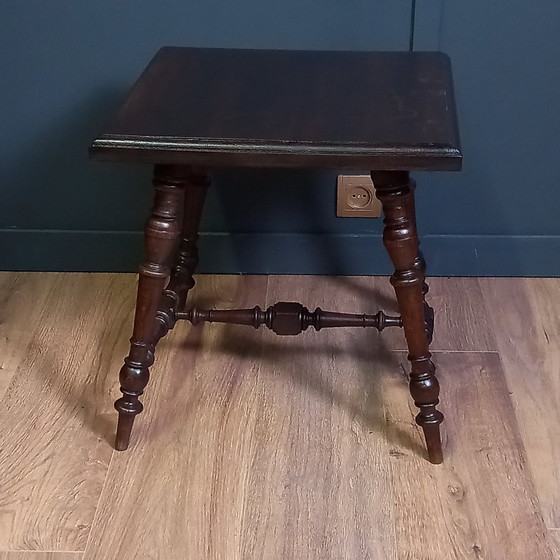 Image 1 of Table d'appoint William & Mary