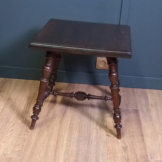 Image 1 of Table d'appoint William & Mary