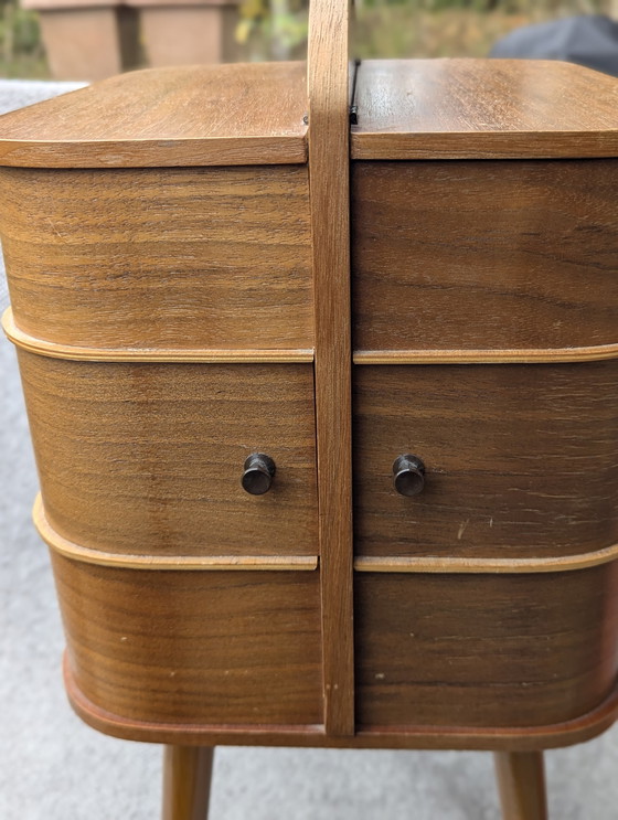 Image 1 of Armoire à couture, panier à couture, Teak Sewing Box In Legs, Sewing Stand, Danmark Mid Century