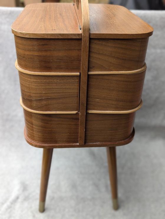 Image 1 of Armoire à couture, panier à couture, Teak Sewing Box In Legs, Sewing Stand, Danmark Mid Century