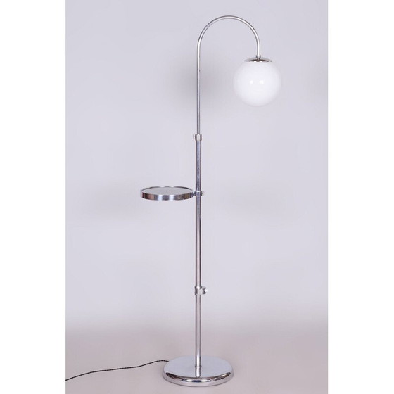 Image 1 of Lampadaire vintage en acier chromé et verre de lait, Tchécoslovaquie 1930