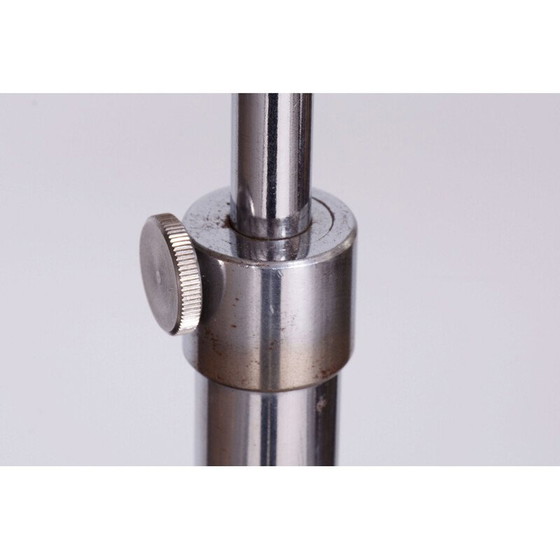 Image 1 of Lampadaire vintage en acier chromé et verre de lait, Tchécoslovaquie 1930