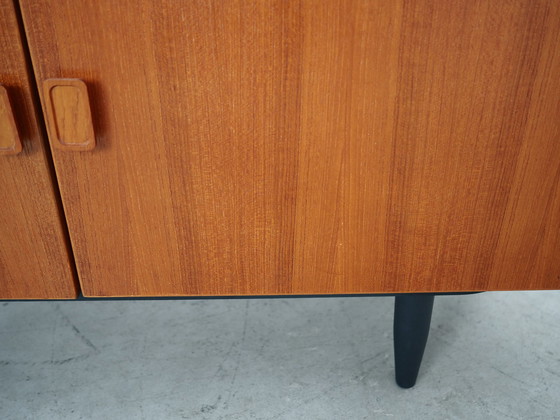 Image 1 of Armoire en teck, design danois, années 1970, fabricant : Denka