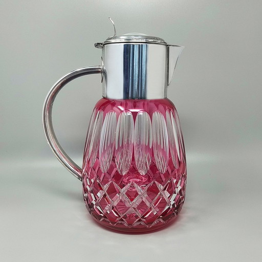 1960S Gorgeous Bohemian Red Cut Crystal Glass Pitcher (Pichet en cristal taillé de Bohème). Fabriqué en Italie