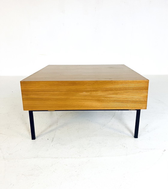 Image 1 of Table basse vintage avec tiroirs