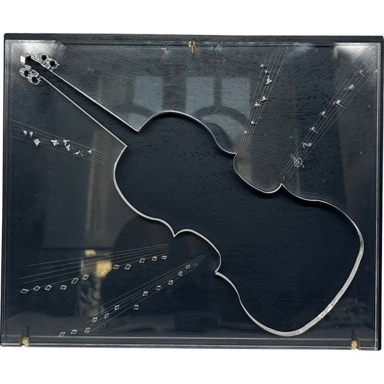 Image 1 of Tableau vintage en plexiglas avec un violon sculpté