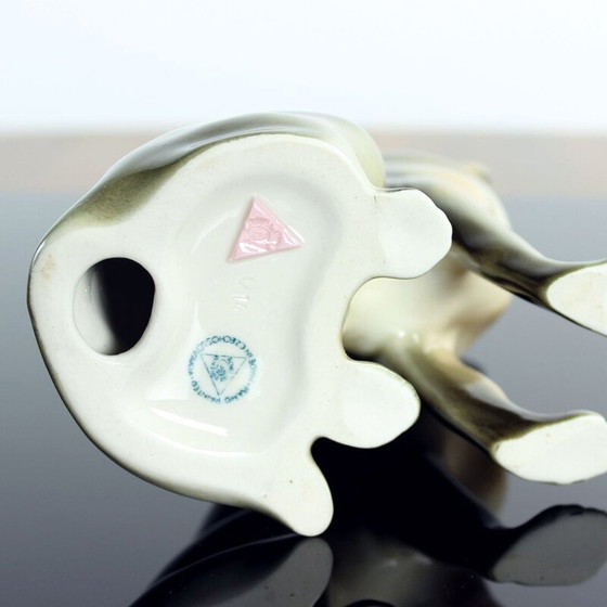 Image 1 of Statue vintage en porcelaine d'un berger allemand par Royal Dux, Tchécoslovaquie 1960