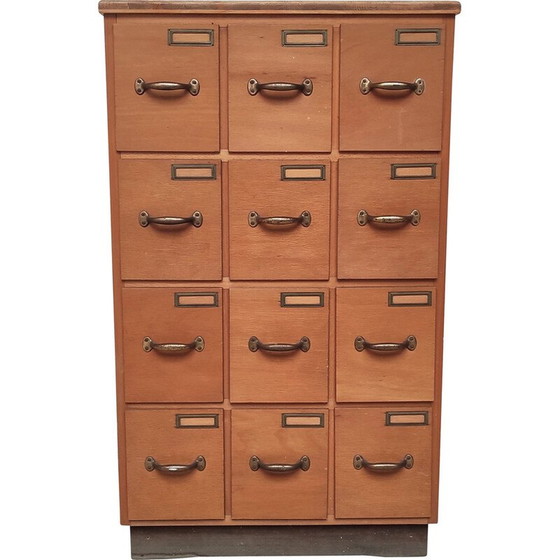 Image 1 of Armoire d'atelier vintage en bois massif avec 12 tiroirs