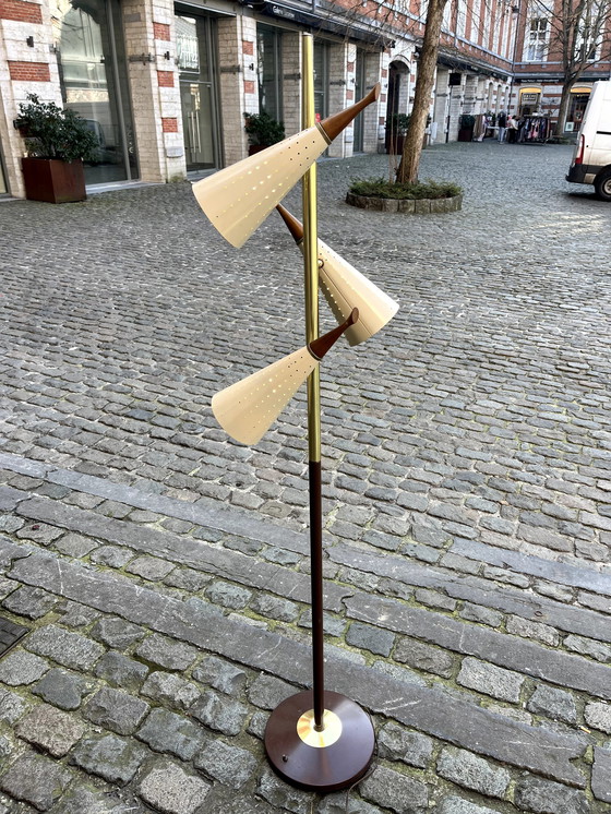 Image 1 of Un Lampadaire Américain, Par Lightolier, 1950's