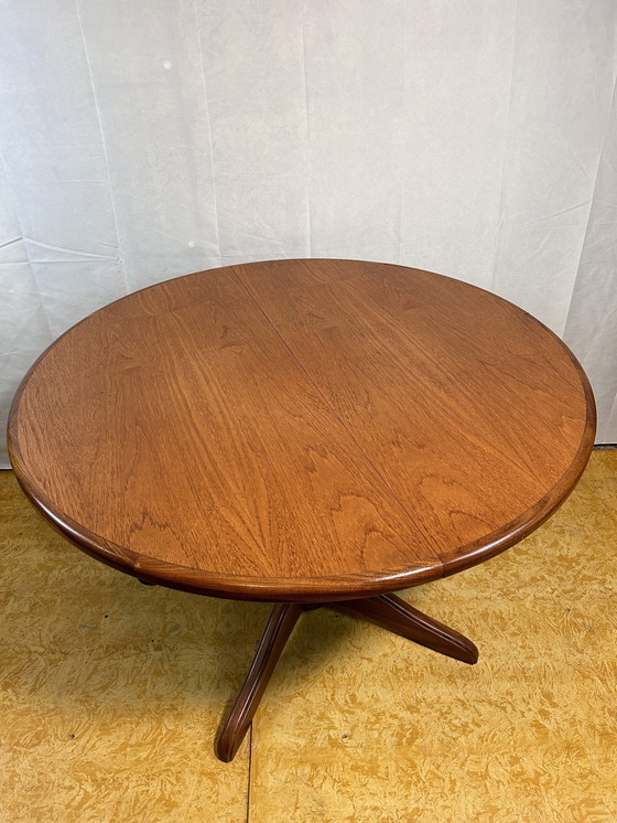 Image 1 of Mid Century Retro Vintage Teck Round Extending Dining Table By Gplan 1970