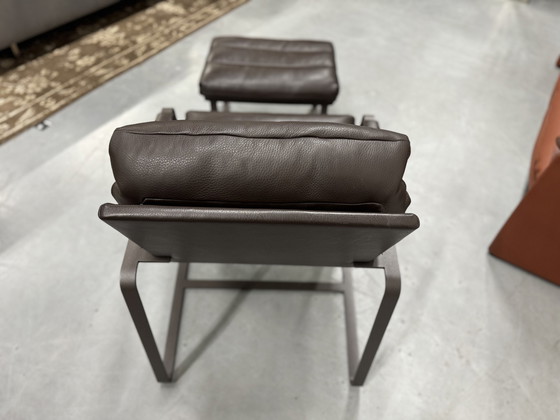 Image 1 of Leolux Indra Armchair With Footstool Brown Arkadia Leather (Fauteuil et pouf Leolux Indra)