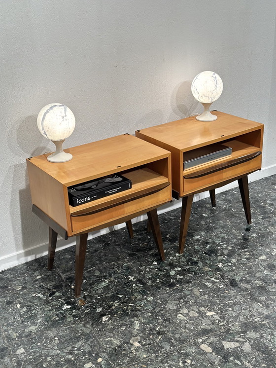 Image 1 of Tables de chevet vintage