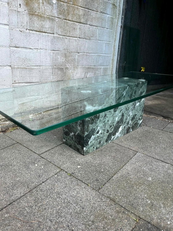 Image 1 of Table basse en marbre et verre