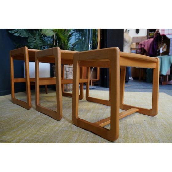 Image 1 of Tables gigognes suédoises en teck pâle du Mid Century