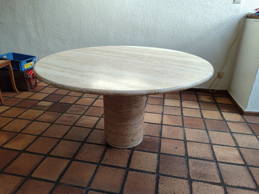 Table À Dîner Ronde En Travertin, Italy, 1970S