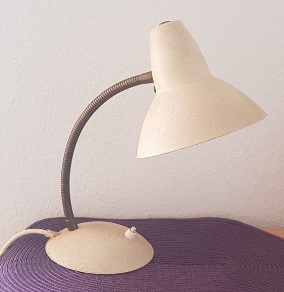 Image 1 of Lampe à poser en métal Mid Century