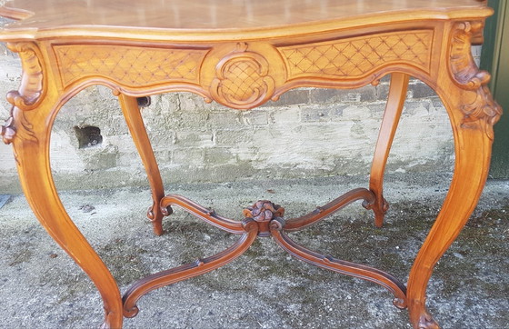 Image 1 of Table de salon Queen Anne