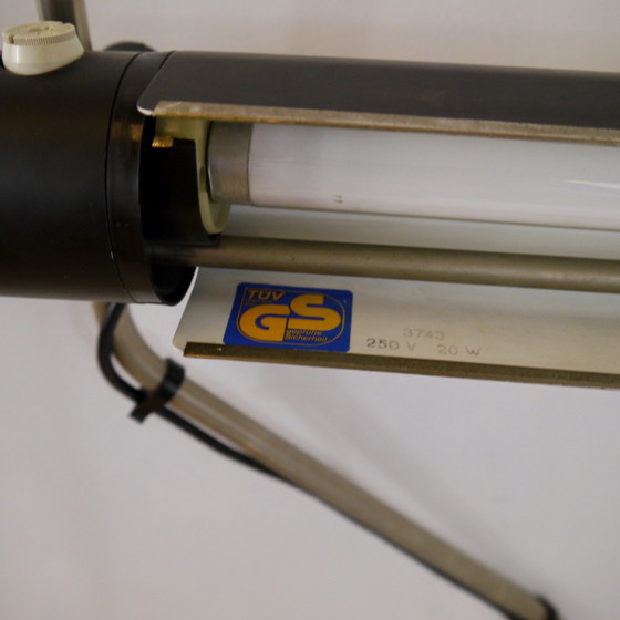 Image 1 of Lampe de bureau industrielle vintage Lampe fluorescente