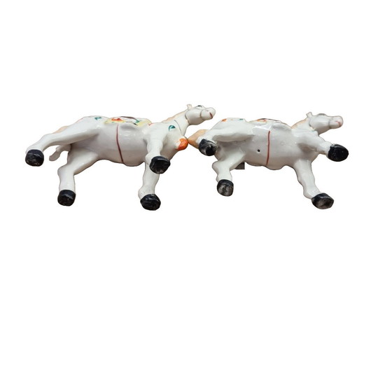 Image 1 of 2 chevaux en porcelaine peints à la main 1980