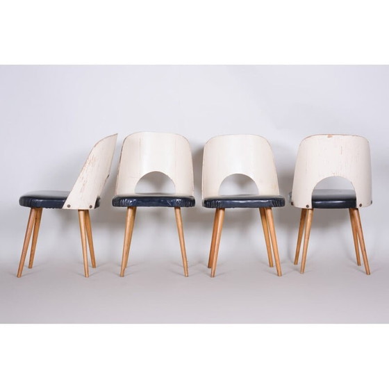 Image 1 of Ensemble de 4 chaises de salle à manger vintage noir et blanc par Oswald Haerdtl, années 1950