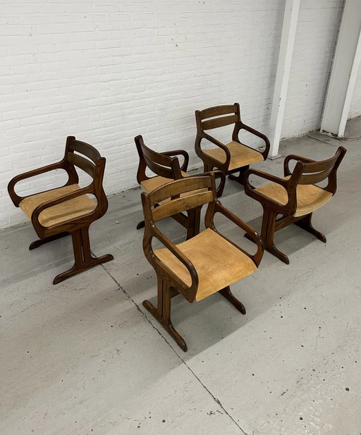 5 X chaises design de l'ère spatiale