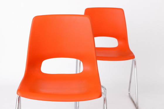 Image 1 of 2 chaises vintage en plastique, 1970, Pays-Bas