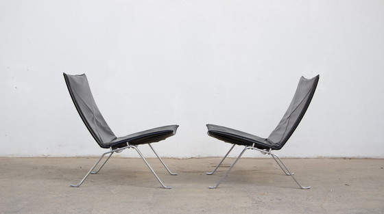 Image 1 of  Paire de chaises Pk 22 Poul Kjærholm pour Fritz Hansen