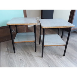 Paire de petites tables vintage par Pierre Guariche - années 1950